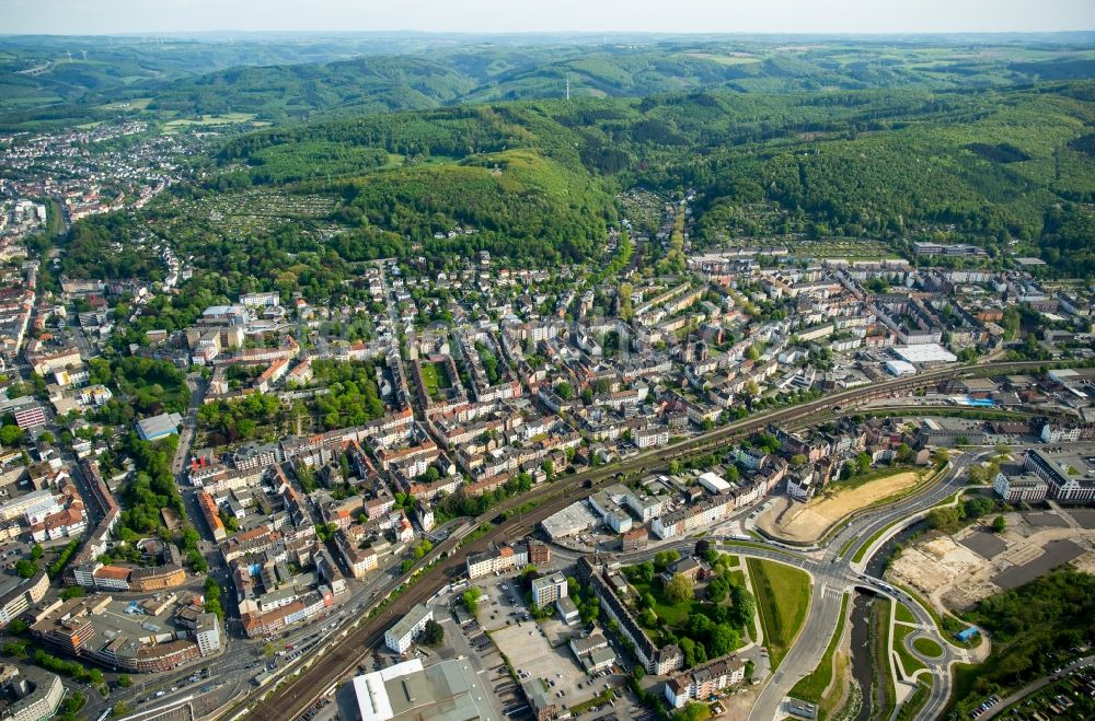 Hagen von oben - Stadtteilansicht von Wehringhausen im Westen von Hagen im Bundesland Nordrhein-Westfalen