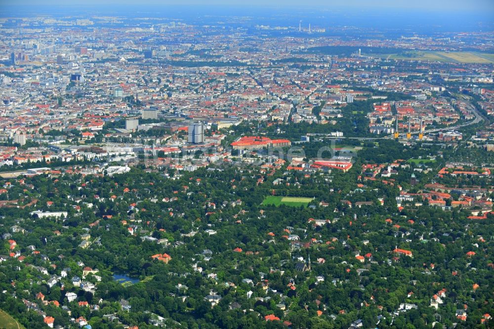 Berlin von oben - Stadtteilansicht der Wohngebiete Grunewald und Schmargendorf im Stadtbezirk Charlottenburg-Wilmersdorf von Berlin