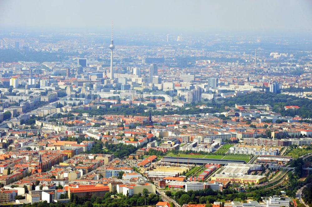 Berlin aus der Vogelperspektive: Stadtteilansichten von Friedrichshain und Mitte in Berlin