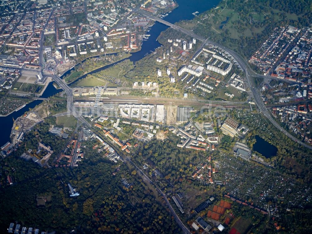 Potsdam aus der Vogelperspektive: Stadtteile Babelsberg, Potsdam Süd und Nördliche Innenstadt im Stadtgebiet in Potsdam im Bundesland Brandenburg