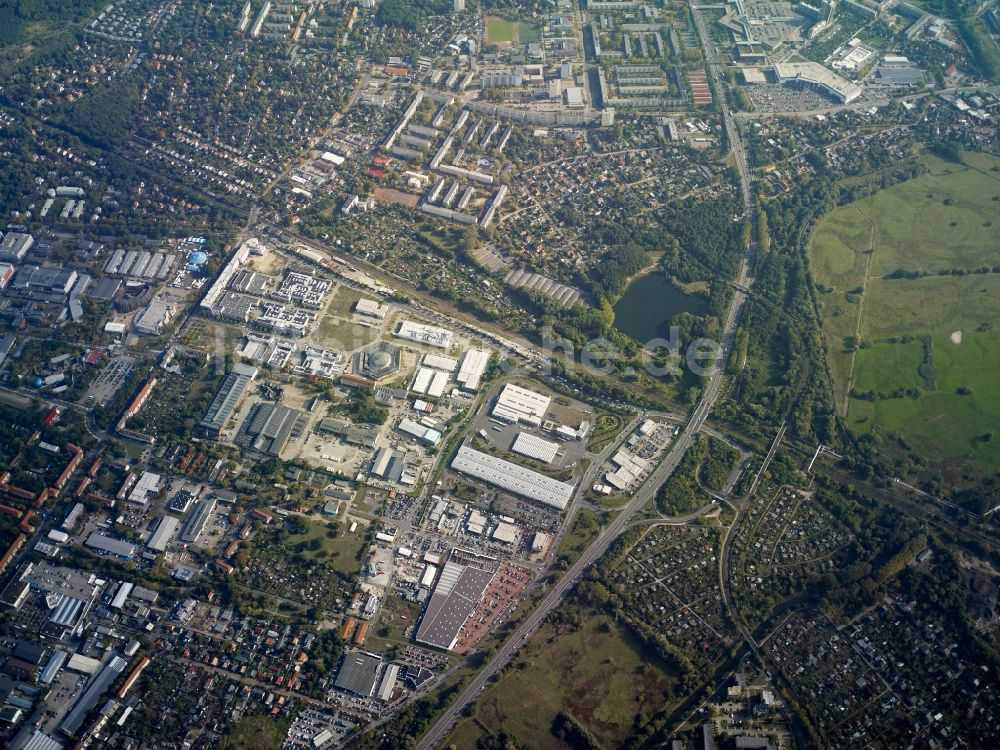 Potsdam aus der Vogelperspektive: Stadtteile Babelsberg und Potsdam Südost im Stadtgebiet in Potsdam im Bundesland Brandenburg