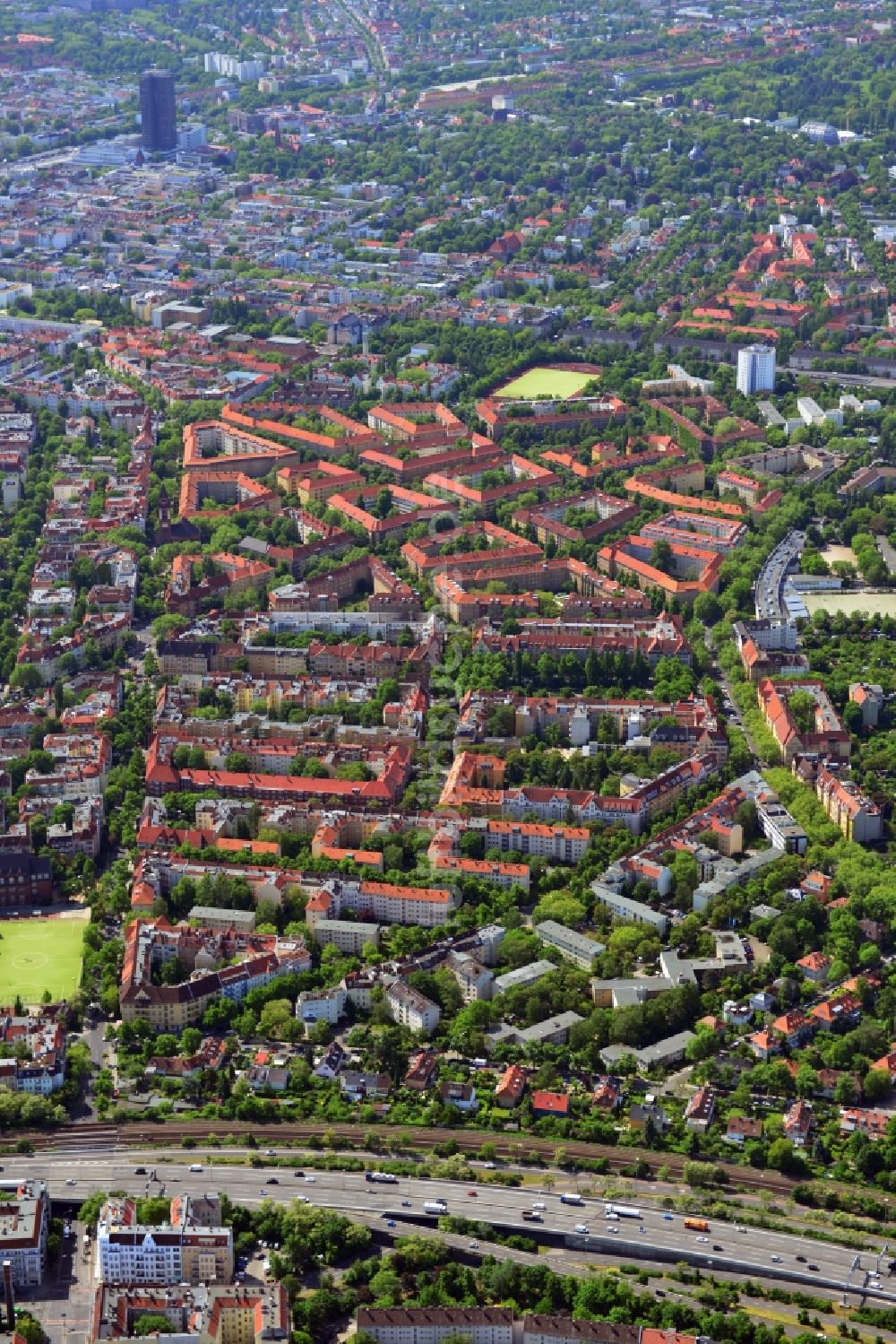 Berlin aus der Vogelperspektive: Stadtteile Friedenau und Wilmersdorf von Berlin südlich der Bundesautobahn A100