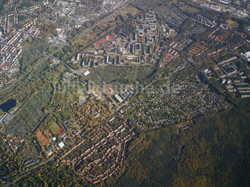 Potsdam aus der Vogelperspektive: Stadtteile Potsdam Süd und Schlaatz an der Nuthe im Stadtgebiet in Potsdam im Bundesland Brandenburg