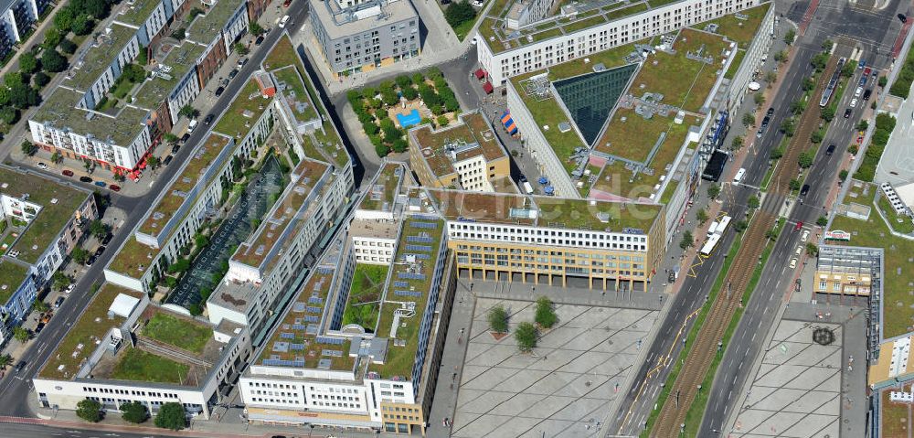 Luftbild Berlin Hellersdorf - Stadtteilzentrum Helle Mitte in Berlin - Hellersdorf