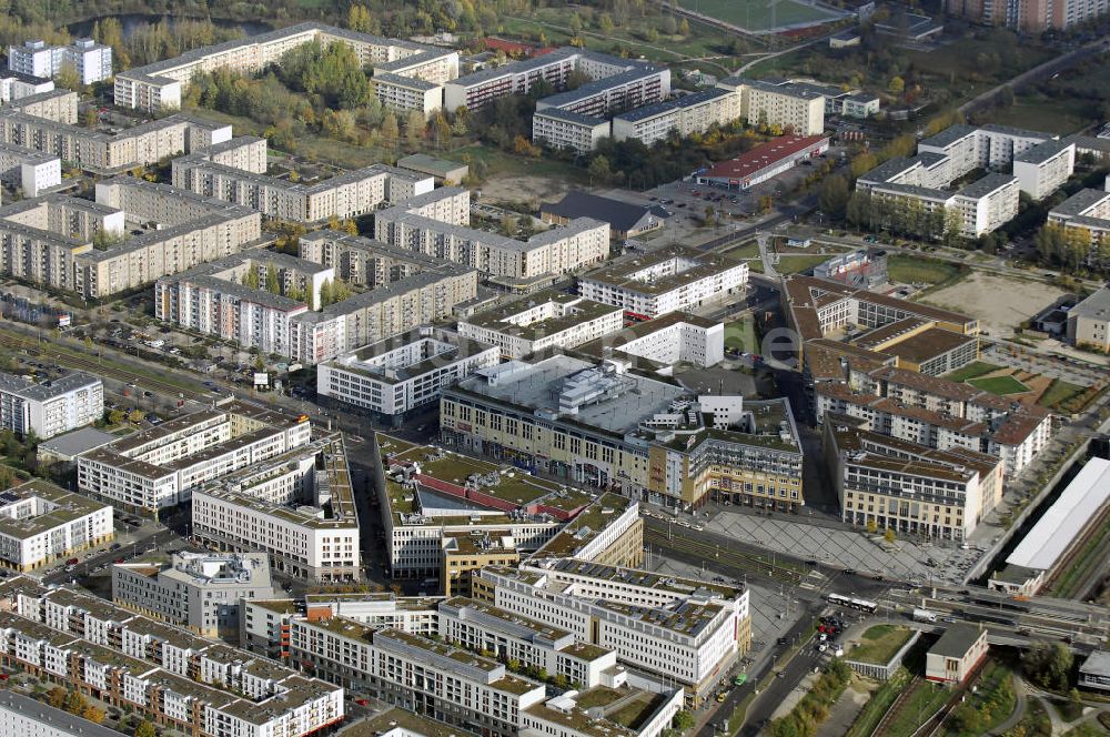 Berlin aus der Vogelperspektive: Stadtteilzentrum Helle-Mitte in Berlin Hellersdorf