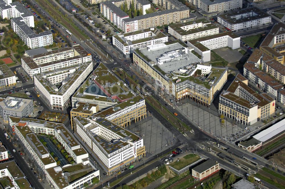 Berlin aus der Vogelperspektive: Stadtteilzentrum Helle-Mitte in Berlin Hellersdorf