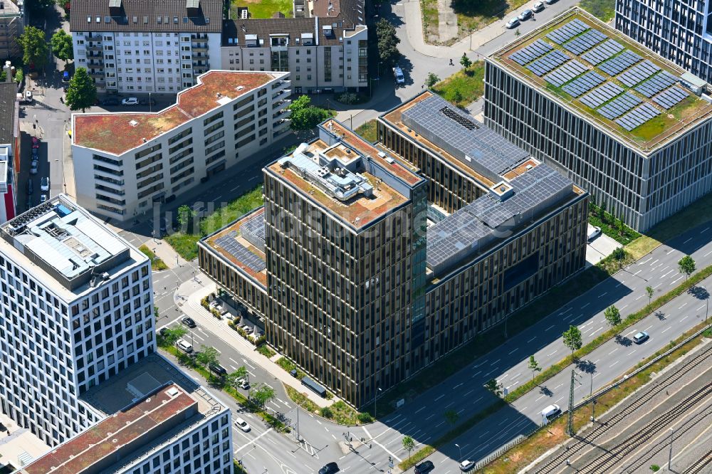 Luftbild Mannheim - Stadtverwaltung - Rathaus Neues Technisches Rathaus entlang der Glücksteinallee im Ortsteil Lindenhof in Mannheim im Bundesland Baden-Württemberg, Deutschland