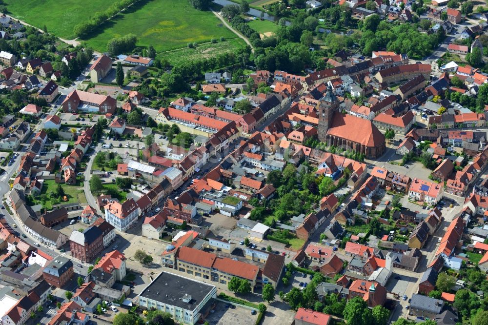 Luftaufnahme Osterburg - Stadtzentrum, Altstadt und Innenstadt von Osterburg im Bundesland Sachsen-Anhalt