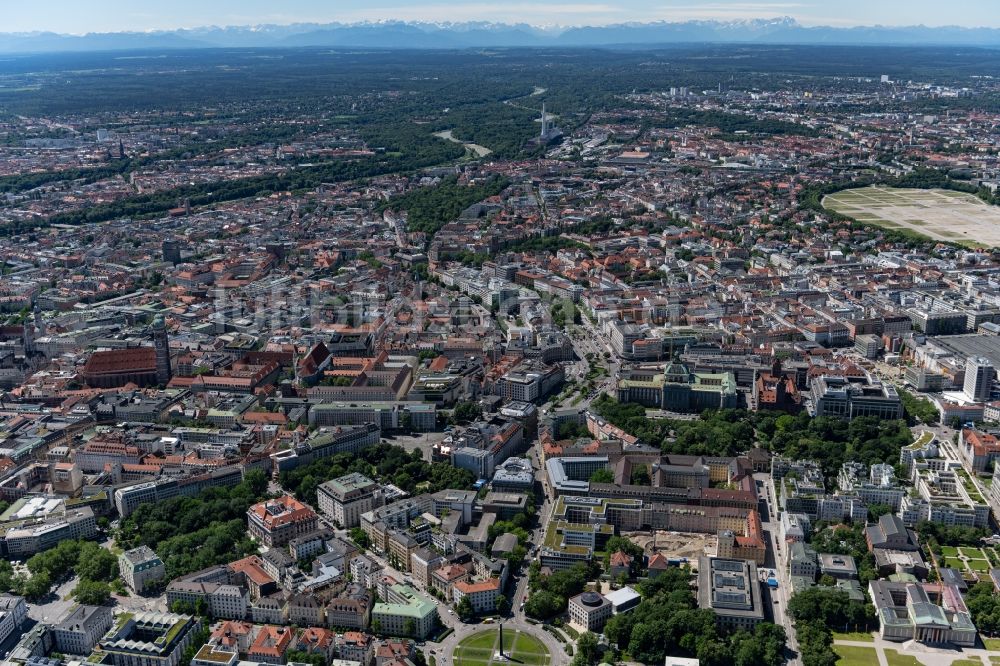 Luftbild München - Stadtzentrum der Altstadt in München im Bundesland Bayern, Deutschland