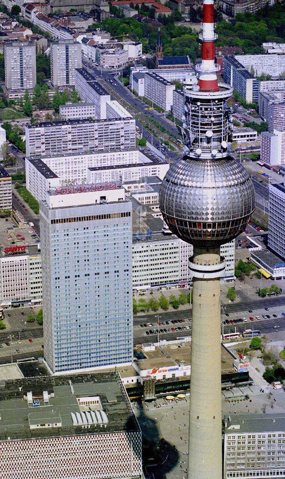 Berlin aus der Vogelperspektive: Stadtzentrum Berlin - Fernsehturm