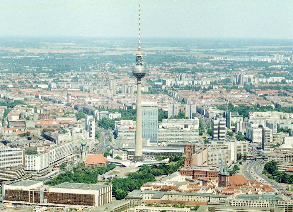 Berlin von oben - Stadtzentrum von Berlin Mitte.