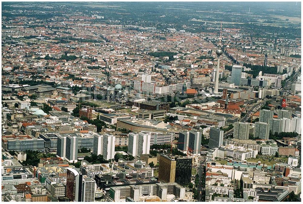 Luftbild Berlin - Stadtzentrum von Berlin - Mitte mit dem Berliner Fernsehturm