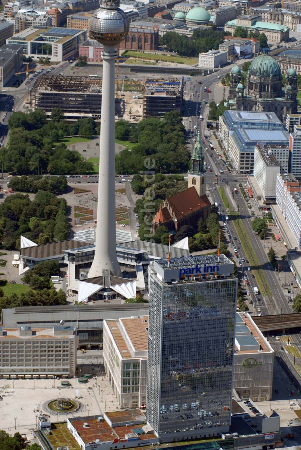 Luftaufnahme Berlin - Stadtzentrum mit dem Berliner Fernsehturm