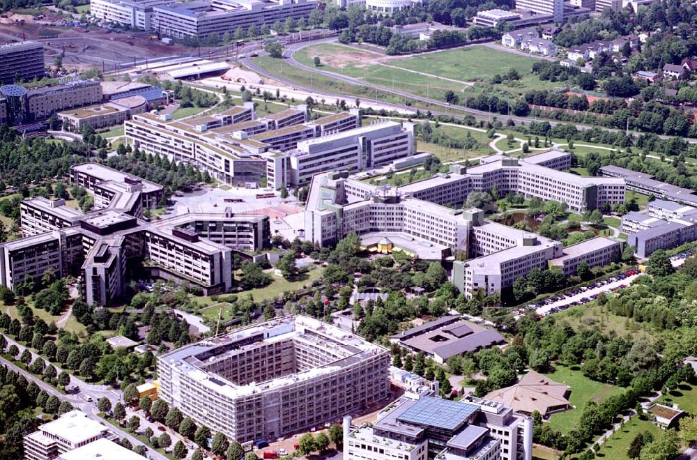 Luftaufnahme Bonn - Stadtzentrum von Bonn. Datum: 26.05.03