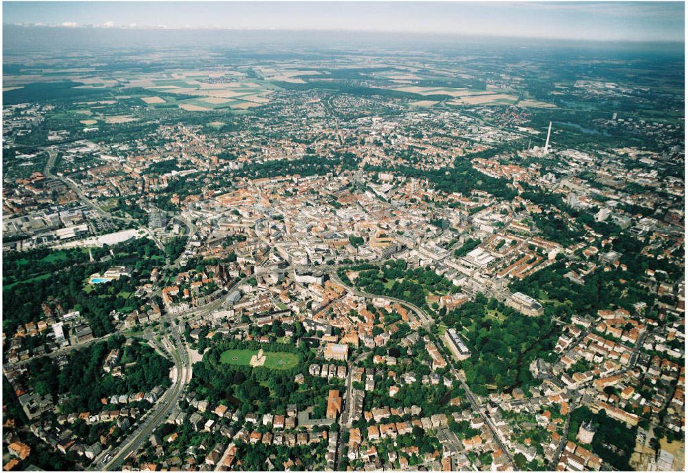 Braunschweig von oben - Stadtzentrum von Braunschweig.16.08.2002