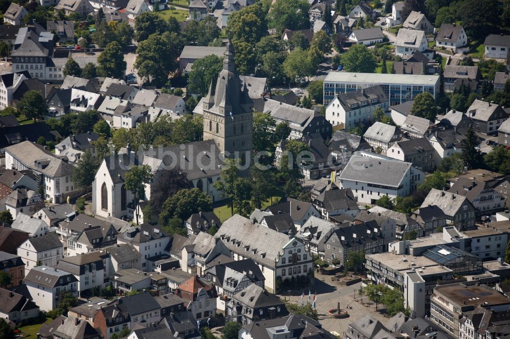 Luftaufnahme Brilon - Stadtzentrum von Brilon im Bundesland Nordrhein-Westfalen