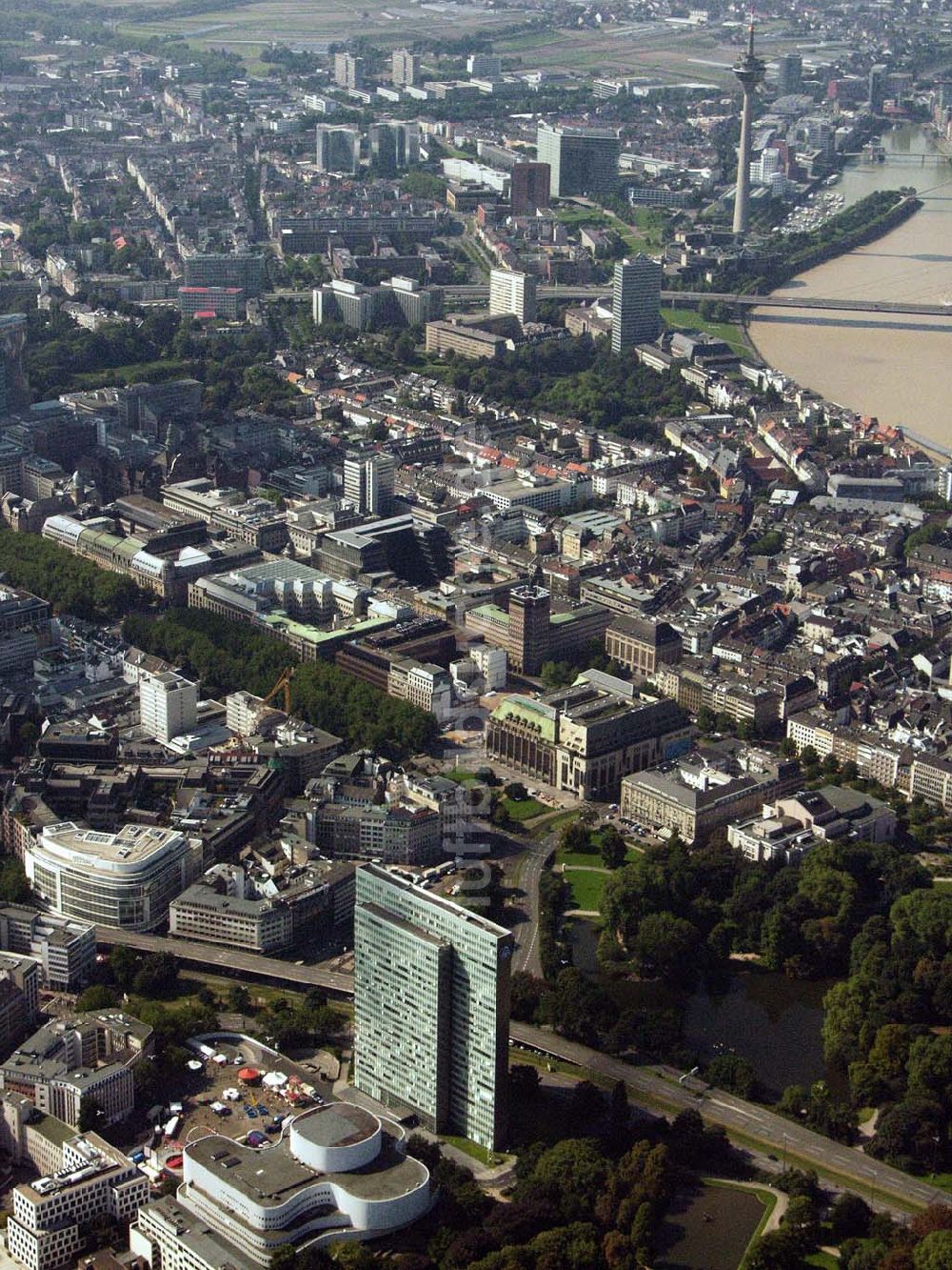 Düsseldorf (NRW) aus der Vogelperspektive: Stadtzentrum - Düsseldorf (NRW)