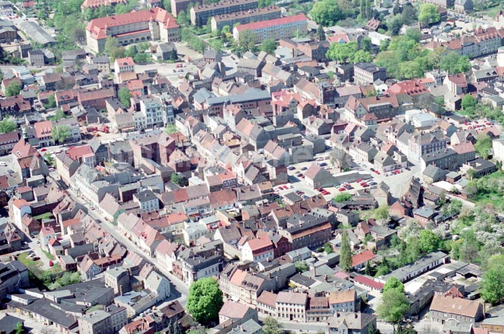 Luftaufnahme Finsterwalde - 04.05.1995 Stadtzentrum Finsterwalde Brandenburg