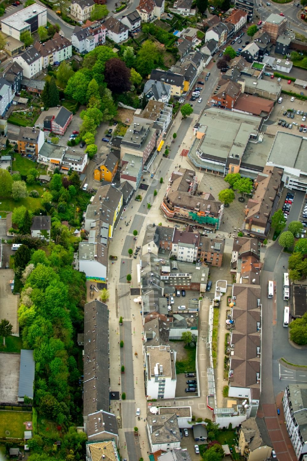 Luftaufnahme Ennepetal - Stadtzentrum und Fußgängerzone Voerder Straße in Ennepetal im Bundesland Nordrhein-Westfalen