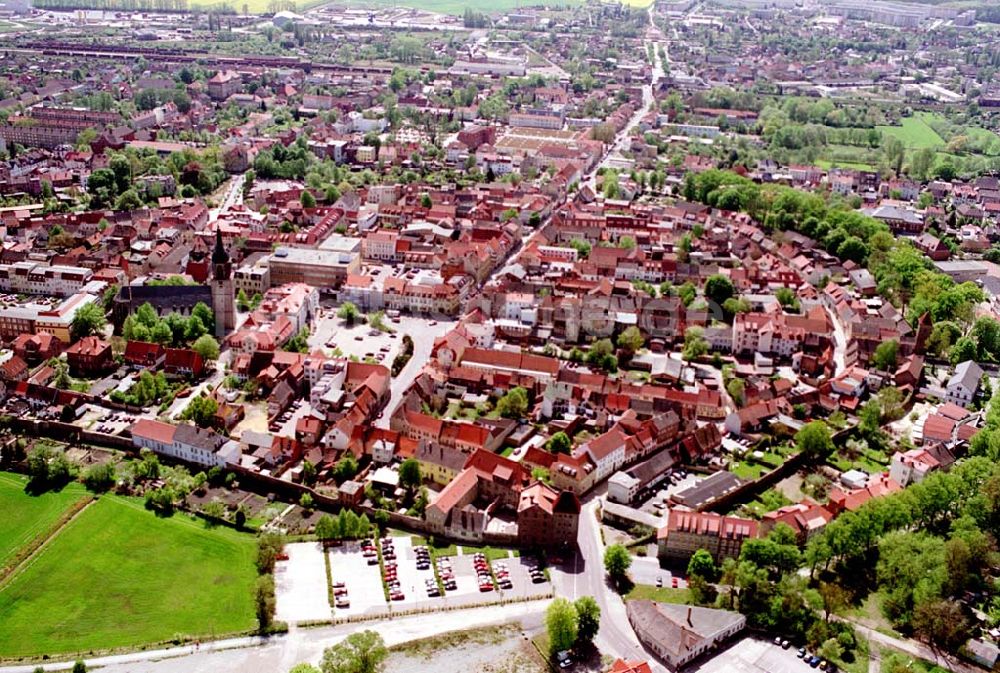 Haldensleben/Sachsen-Anhalt aus der Vogelperspektive: Stadtzentrum von Haldensleben ind Sachsen-Anhalt. Datum: 05.05.03