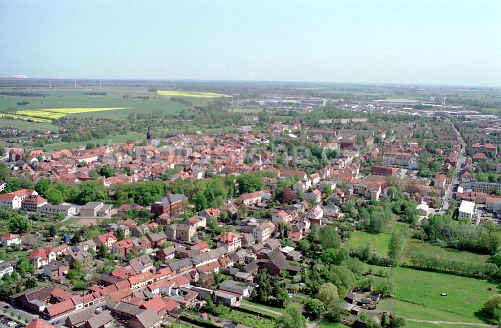 Luftbild Haldensleben/Sachsen-Anhalt - Stadtzentrum von Haldensleben ind Sachsen-Anhalt. Datum: 05.05.03