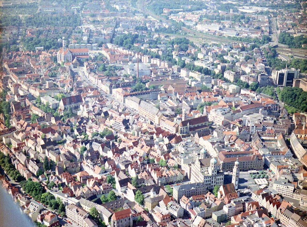 Luftbild Augsburg / Bayern - Stadtzentrum und historische Altstadt von Augsburg / Bayern.