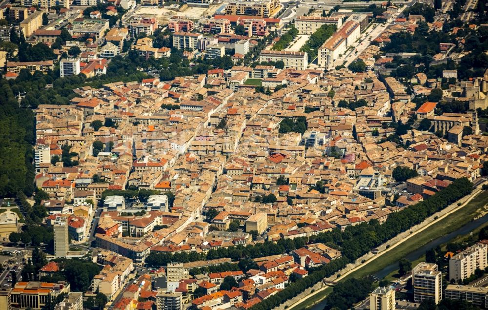 Luftaufnahme Montélimar - Stadtzentrum und Innenstadt in Montelimar in Frankreich