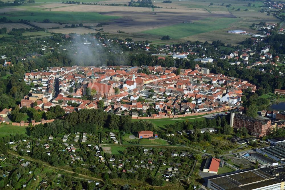 Luftaufnahme Wittstock/Dosse - Stadtzentrum Innenstadt in Wittstock/Dosse im Bundesland Brandenburg