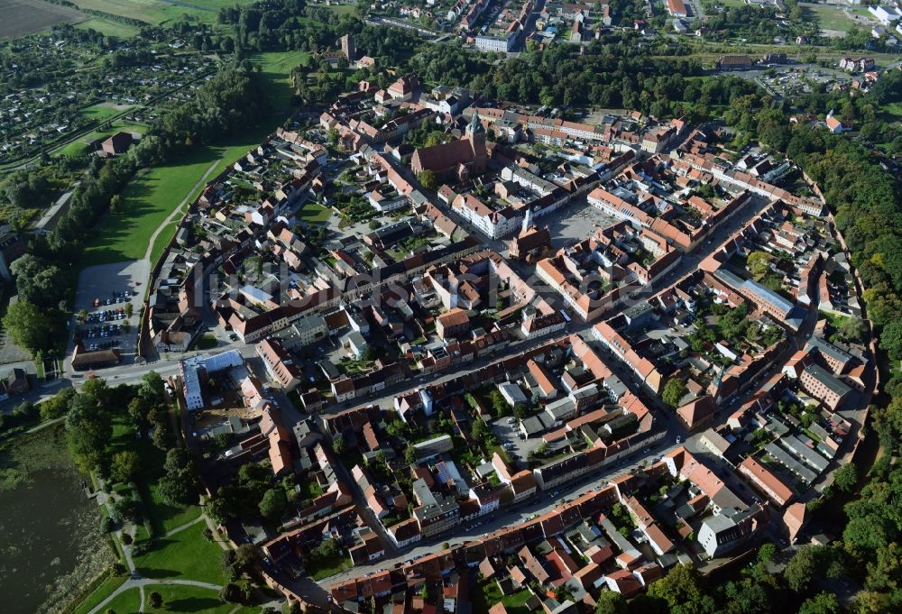 Wittstock/Dosse aus der Vogelperspektive: Stadtzentrum Innenstadt in Wittstock/Dosse im Bundesland Brandenburg