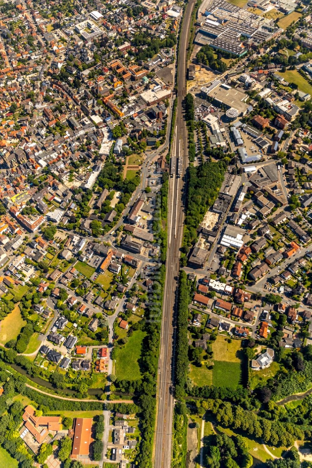 Ahlen aus der Vogelperspektive: Stadtzentrum im Innenstadtbereich in Ahlen im Bundesland Nordrhein-Westfalen, Deutschland