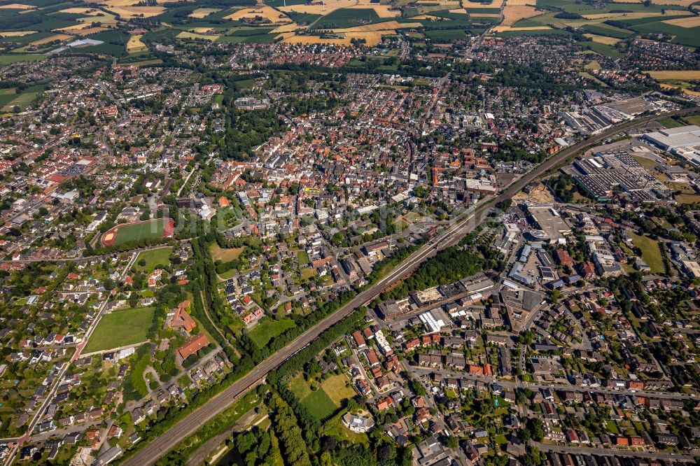 Luftaufnahme Ahlen - Stadtzentrum im Innenstadtbereich in Ahlen im Bundesland Nordrhein-Westfalen, Deutschland