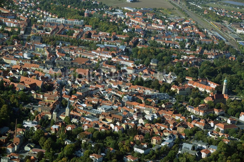 Arnstadt von oben - Stadtzentrum im Innenstadtbereich in Arnstadt im Bundesland Thüringen