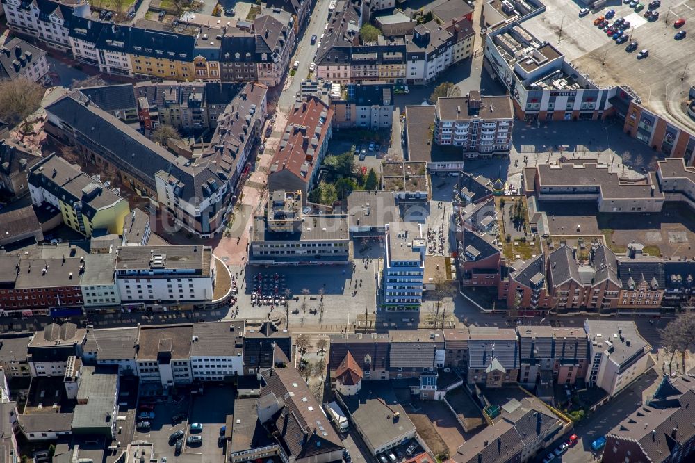 Luftaufnahme Witten - Stadtzentrum im Innenstadtbereich an der Bahnhofstraße in Witten im Bundesland Nordrhein-Westfalen, Deutschland