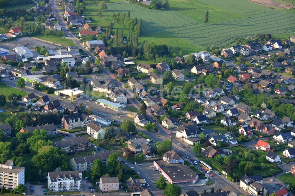 Bergkamen aus der Vogelperspektive: Stadtzentrum im Innenstadtbereich in Bergkamen im Bundesland Nordrhein-Westfalen