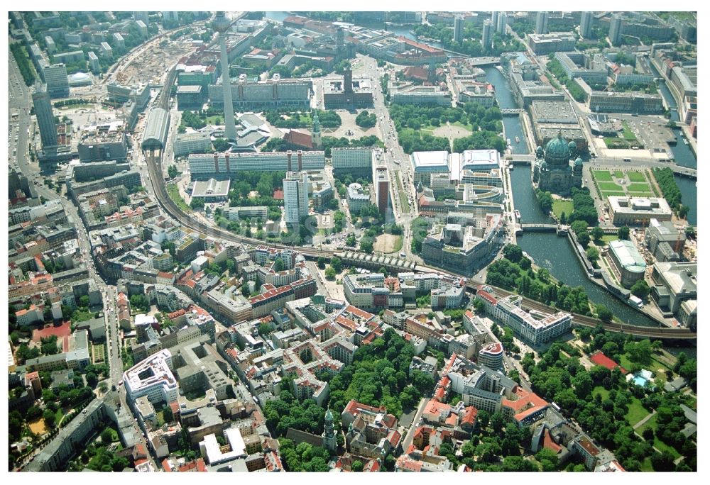 Luftbild Berlin - Stadtzentrum im Innenstadtbereich in Berlin