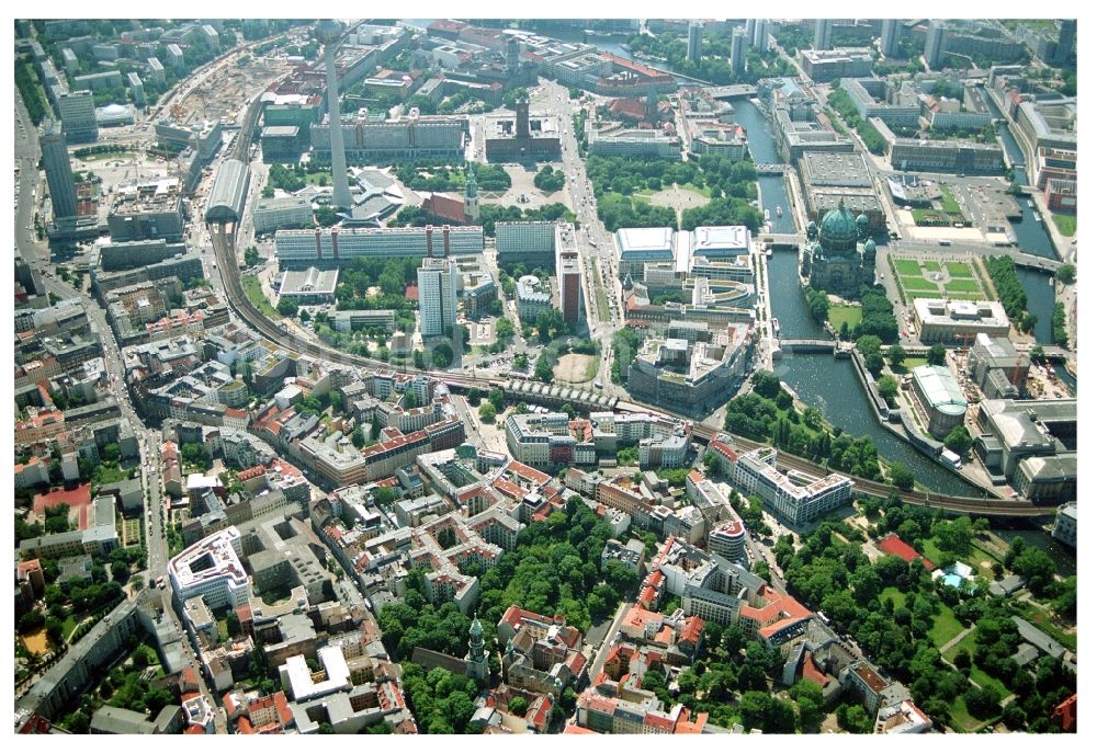 Luftaufnahme Berlin - Stadtzentrum im Innenstadtbereich in Berlin