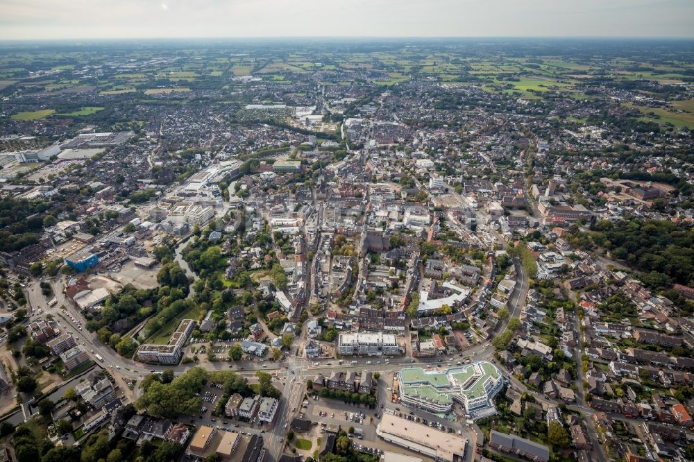 Bocholt von oben - Stadtzentrum im Innenstadtbereich in Bocholt im Bundesland Nordrhein-Westfalen, Deutschland