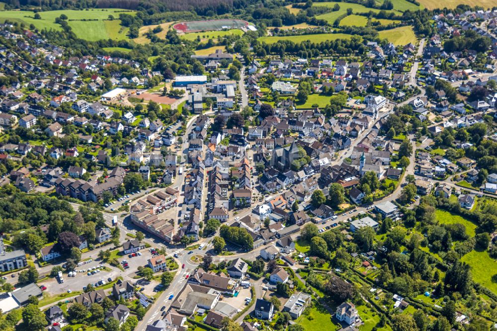 Luftaufnahme Breckerfeld - Stadtzentrum im Innenstadtbereich in Breckerfeld im Bundesland Nordrhein-Westfalen, Deutschland