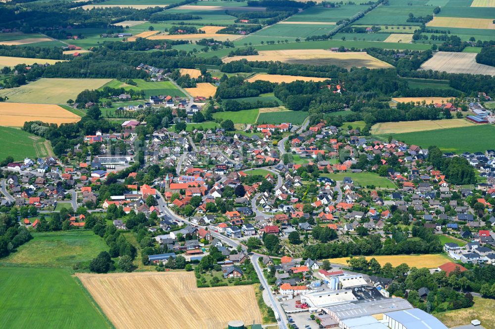 Broxten von oben - Stadtzentrum im Innenstadtbereich in Broxten im Bundesland Niedersachsen, Deutschland