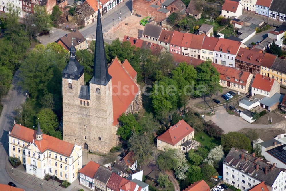 Burg aus der Vogelperspektive: Stadtzentrum im Innenstadtbereich in Burg (bei Magdeburg) im Bundesland Sachsen-Anhalt