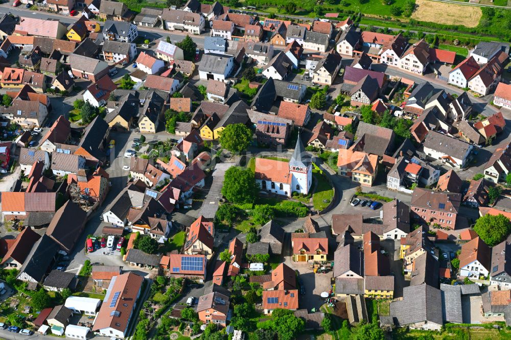 Luftaufnahme Dertingen - Stadtzentrum im Innenstadtbereich in Dertingen im Bundesland Baden-Württemberg, Deutschland