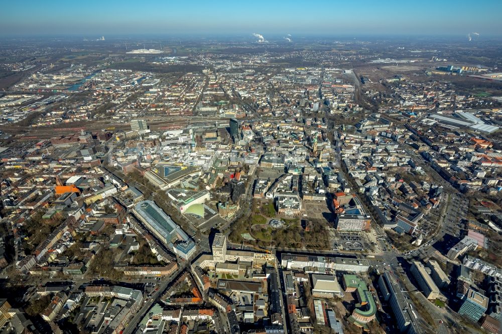 Dortmund aus der Vogelperspektive: Stadtzentrum im Innenstadtbereich in Dortmund im Bundesland Nordrhein-Westfalen, Deutschland