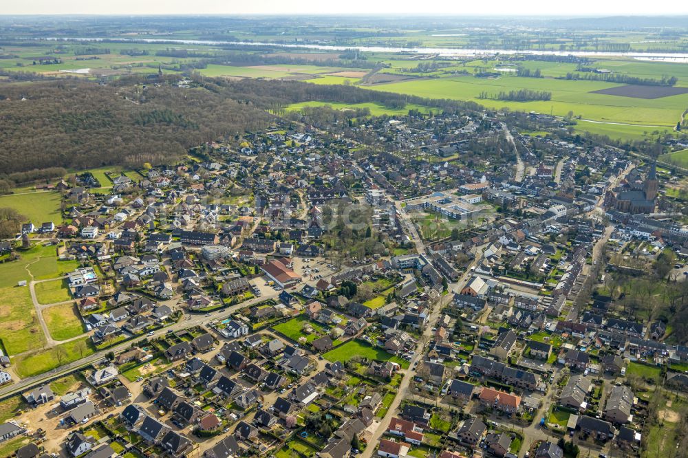 Luftbild Elten - Stadtzentrum im Innenstadtbereich in Elten im Bundesland Nordrhein-Westfalen, Deutschland