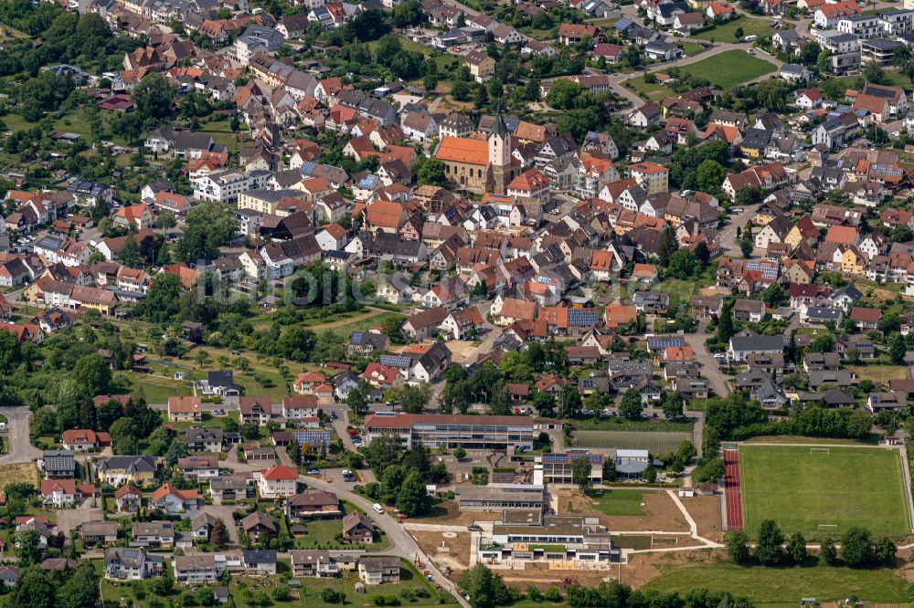 Empfingen aus der Vogelperspektive: Stadtzentrum im Innenstadtbereich in Empfingen im Bundesland Baden-Württemberg, Deutschland