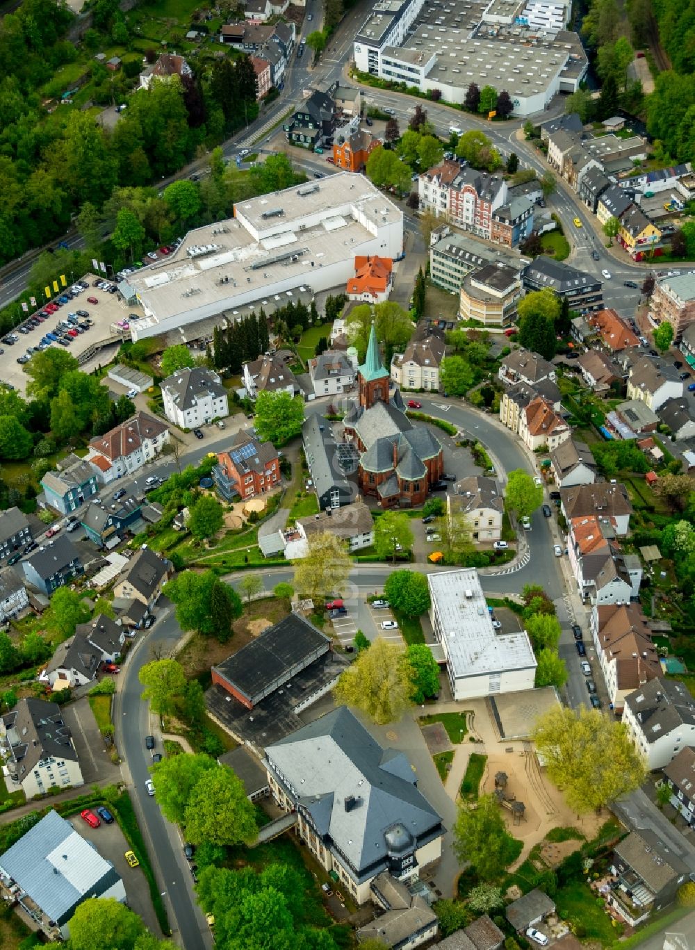 Ennepetal von oben - Stadtzentrum im Innenstadtbereich in Ennepetal im Bundesland Nordrhein-Westfalen