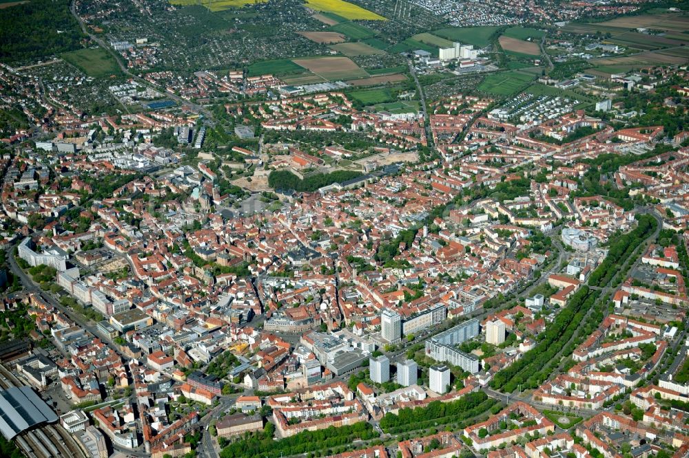 Luftbild Erfurt - Stadtzentrum im Innenstadtbereich in Erfurt im Bundesland Thüringen, Deutschland