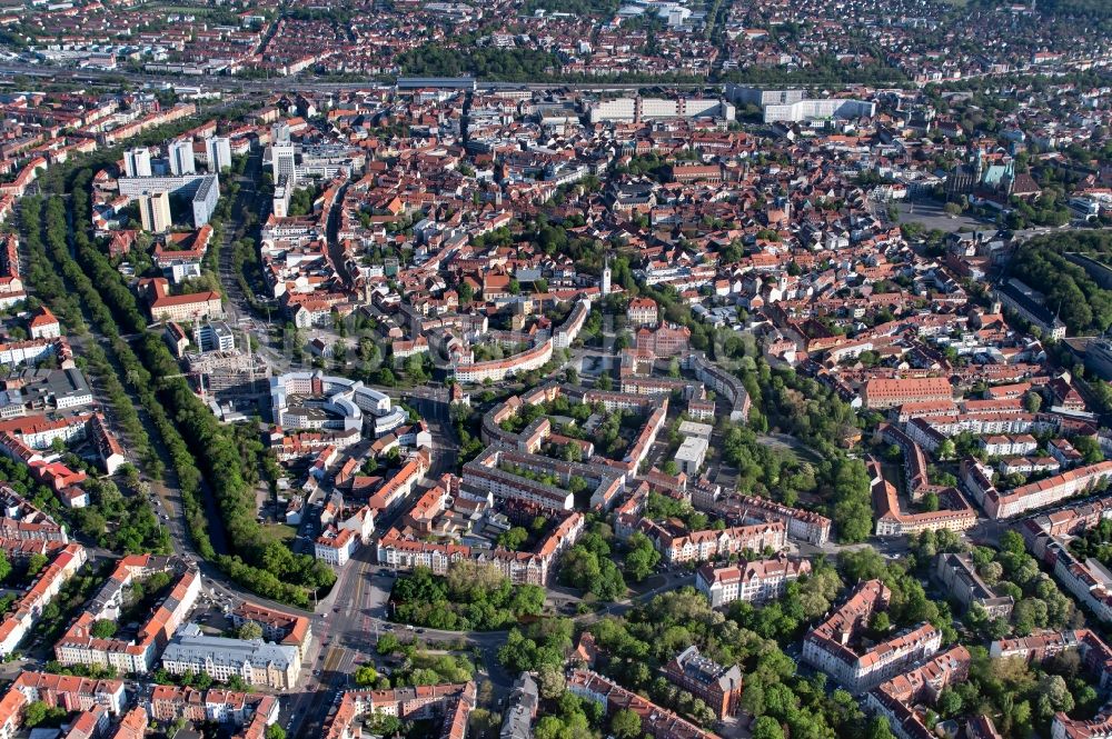 Erfurt von oben - Stadtzentrum im Innenstadtbereich in Erfurt im Bundesland Thüringen, Deutschland