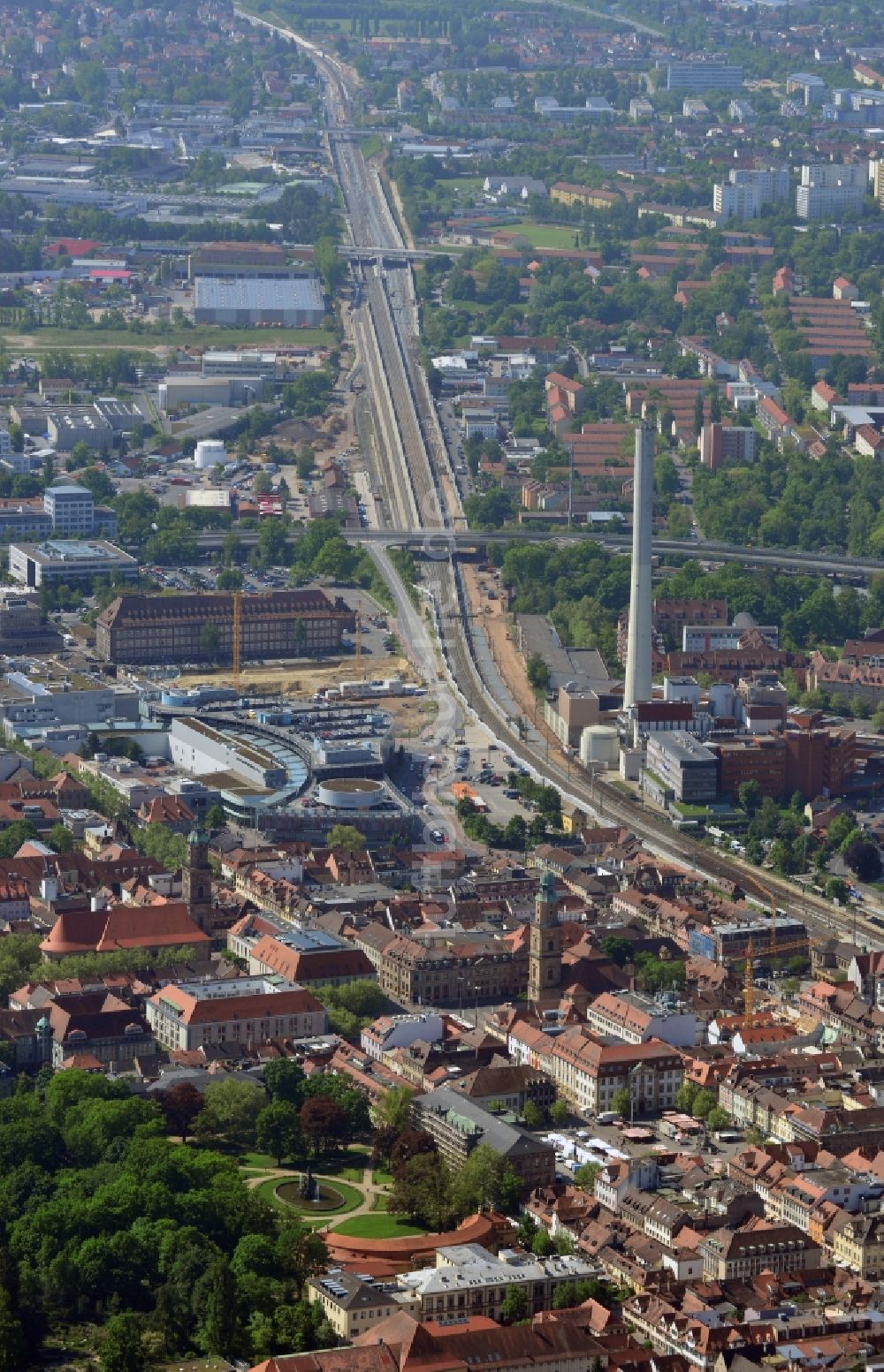 Erlangen aus der Vogelperspektive: Stadtzentrum im Innenstadtbereich in Erlangen im Bundesland Bayern