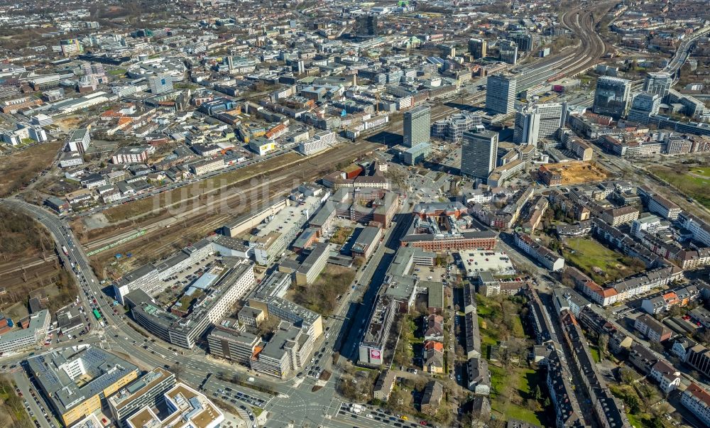 Luftaufnahme Essen - Stadtzentrum im Innenstadtbereich in Essen im Bundesland Nordrhein-Westfalen, Deutschland