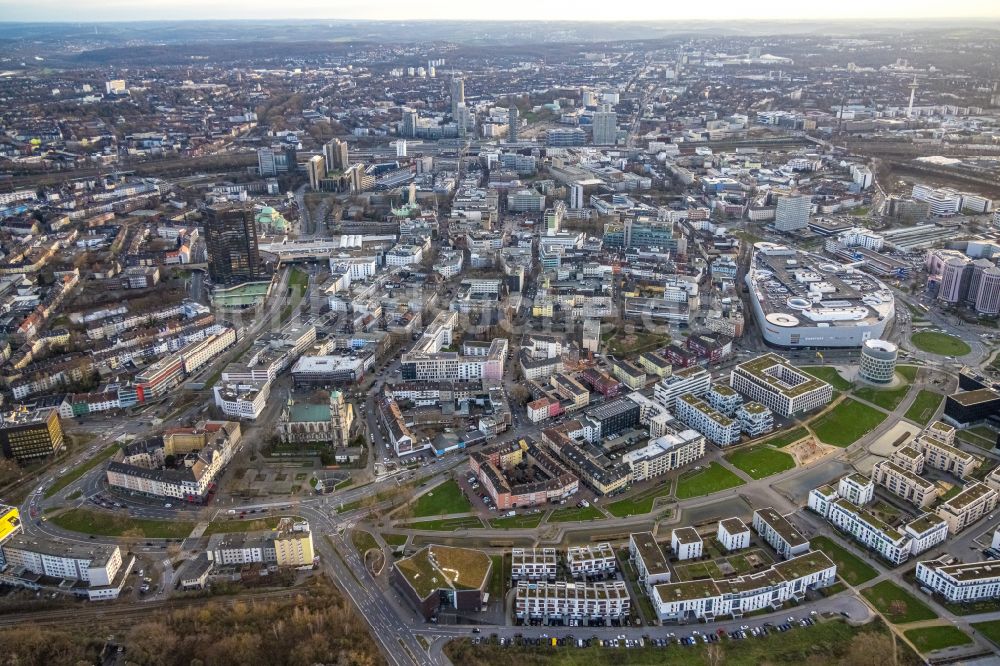 Essen aus der Vogelperspektive: Stadtzentrum im Innenstadtbereich in Essen im Bundesland Nordrhein-Westfalen, Deutschland